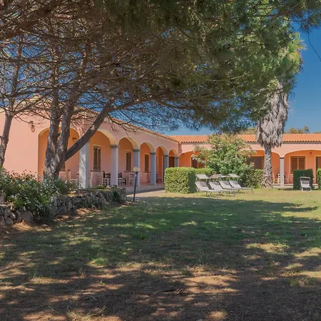 Il Ginepro Putzu Idu Hotel Exterior photo